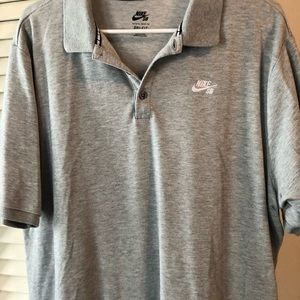 Nike SB men’s polo size xxl (fits like an xl)